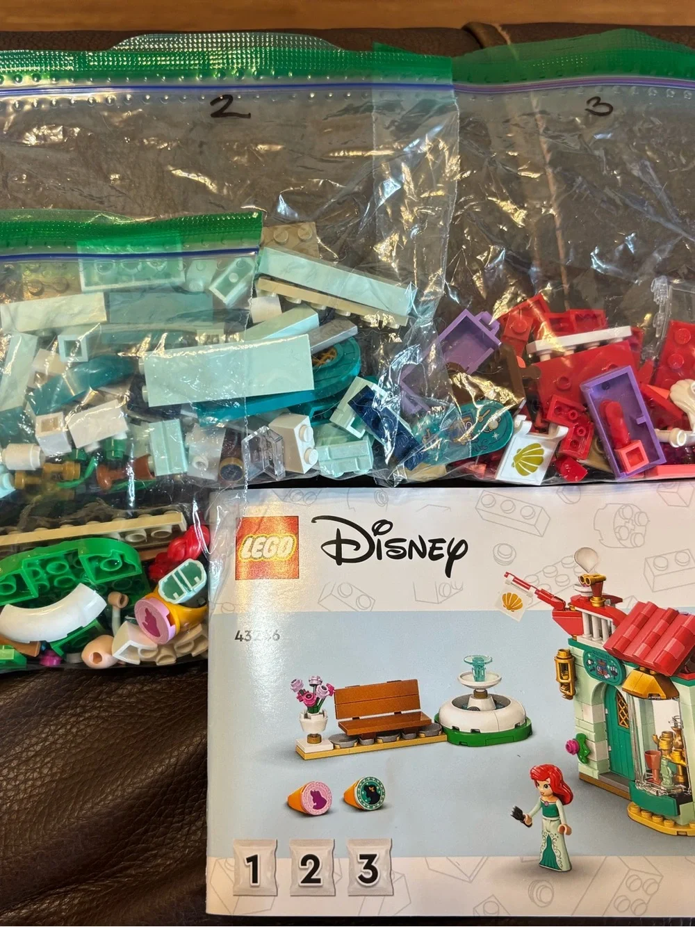 LEGO Disney Princess Market Adventure 43246 – Complete Set